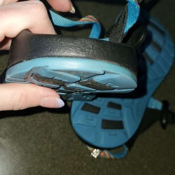 Chaco Sz. 4 Colorful Rainbow Adjustable Sandals - Picture 10 of 10